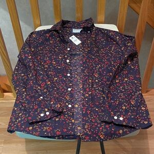 *New* Express long sleeve button down shirt. Size: M. Color: Dark Navy w/ design